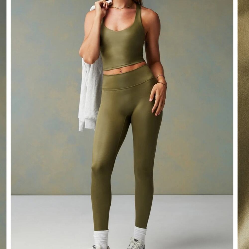Fabletics Anywhere Motion 365+ Shine High-Waisted Dark Moss Shine Leggings
